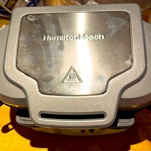 Hamilton beach breakfast sandwich maker as new